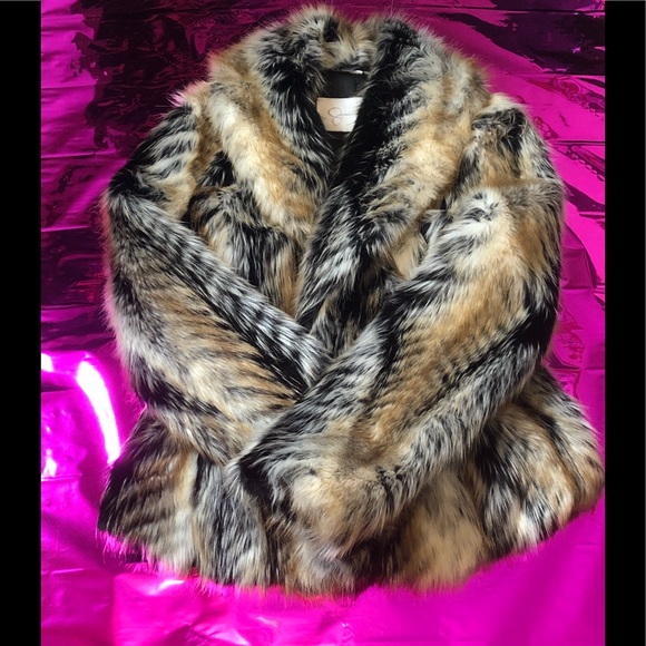 Jessica Simpson fur coat size M - Picture 2 of 5